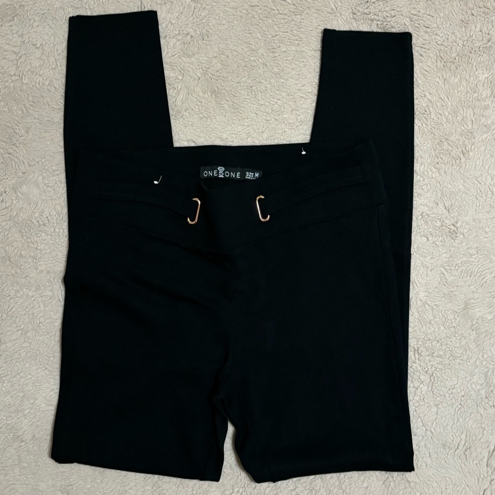 One5One Elyza Ponte Skinny pant